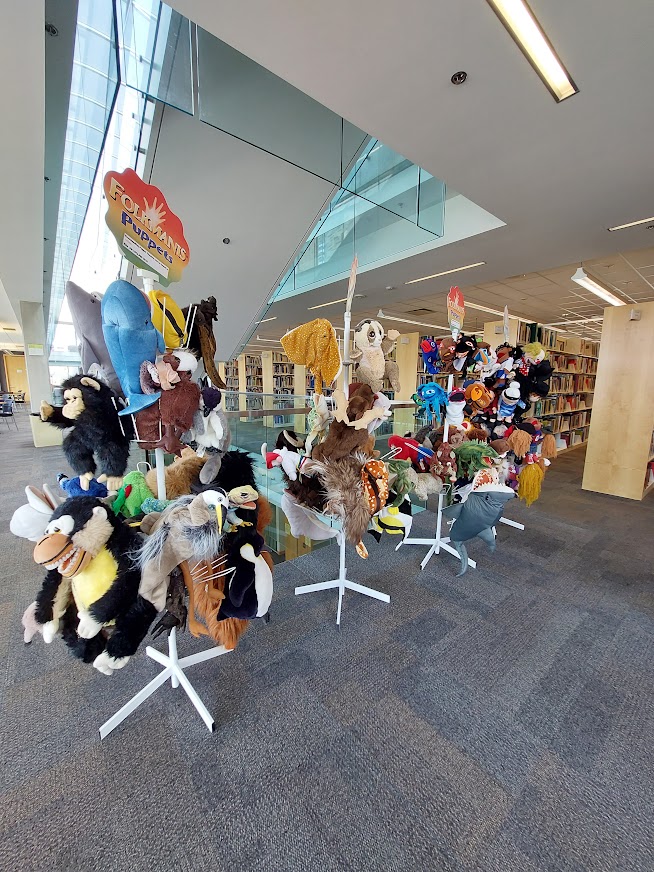 Library puppet tree