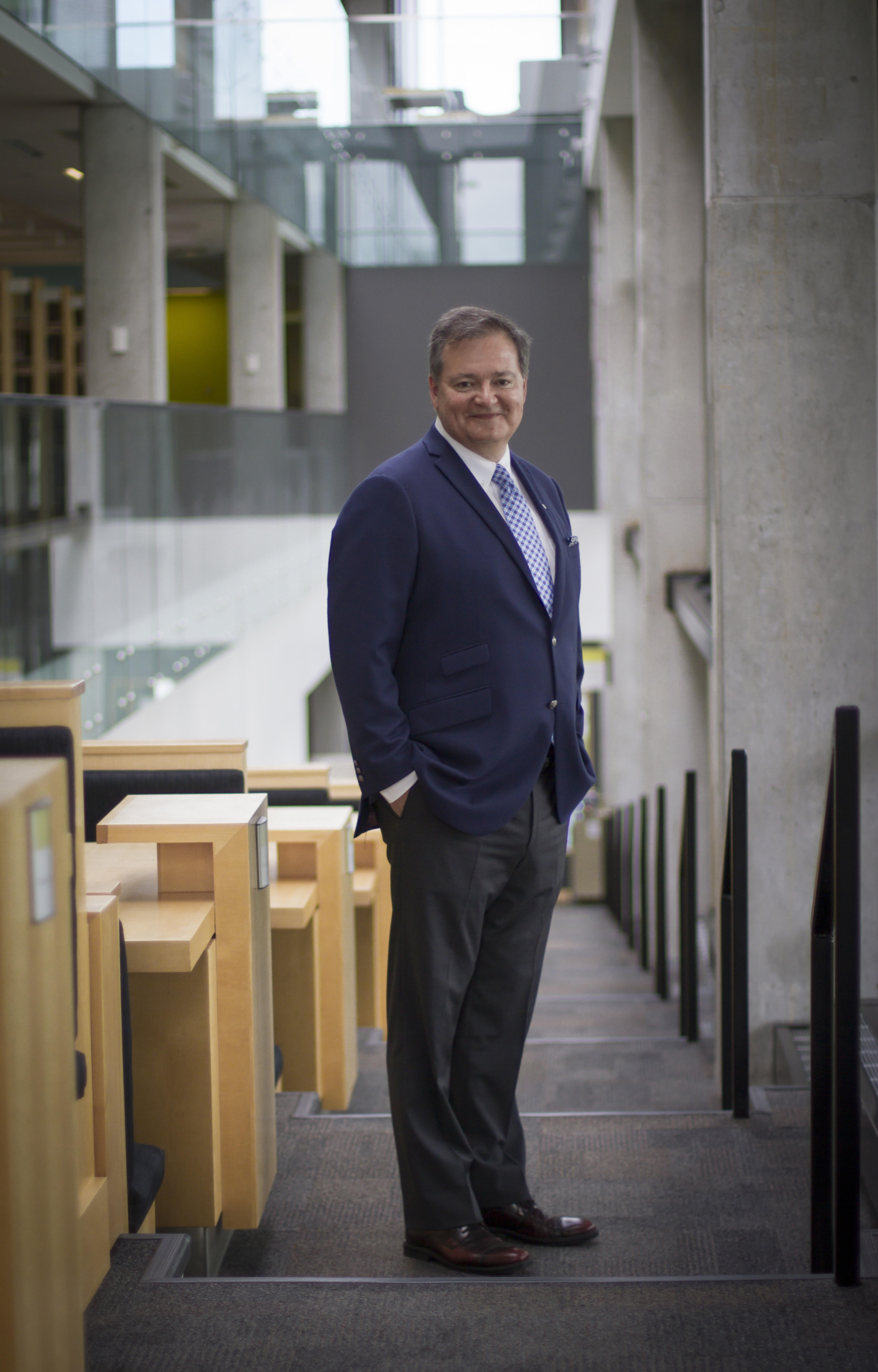 Dr. Mike DeGagné
