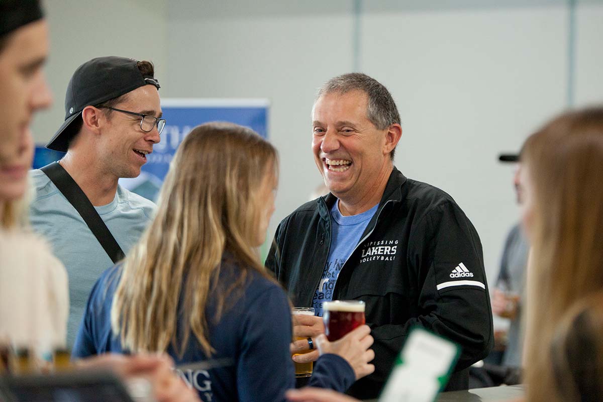 Alumni Beer Tasting socializing