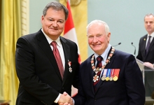 Dr. Mike DeGagné with Governor General David Johnston