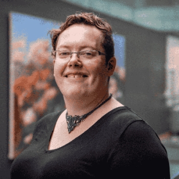 Ysabel Castle headshot