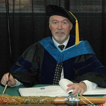Dr. David Marshall signing hon doc register